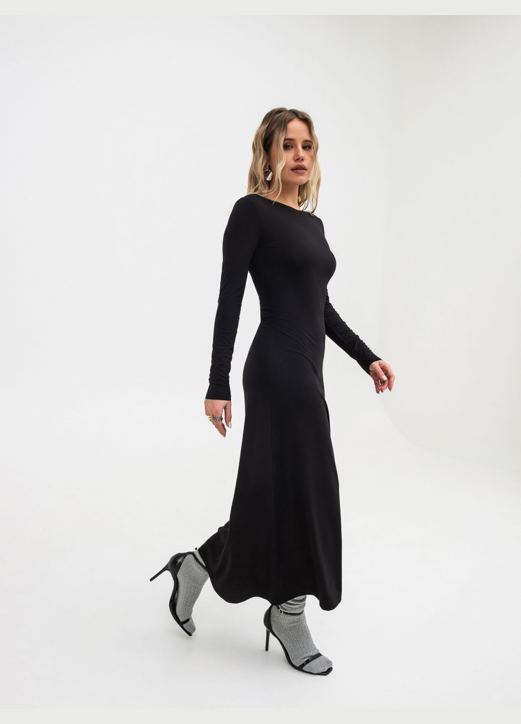 Черное платье Romashka однотонное