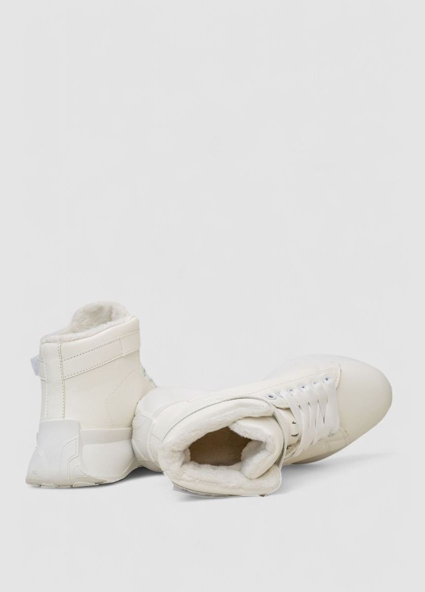 Осенние ботинки женские зимние на меху Ager без декора