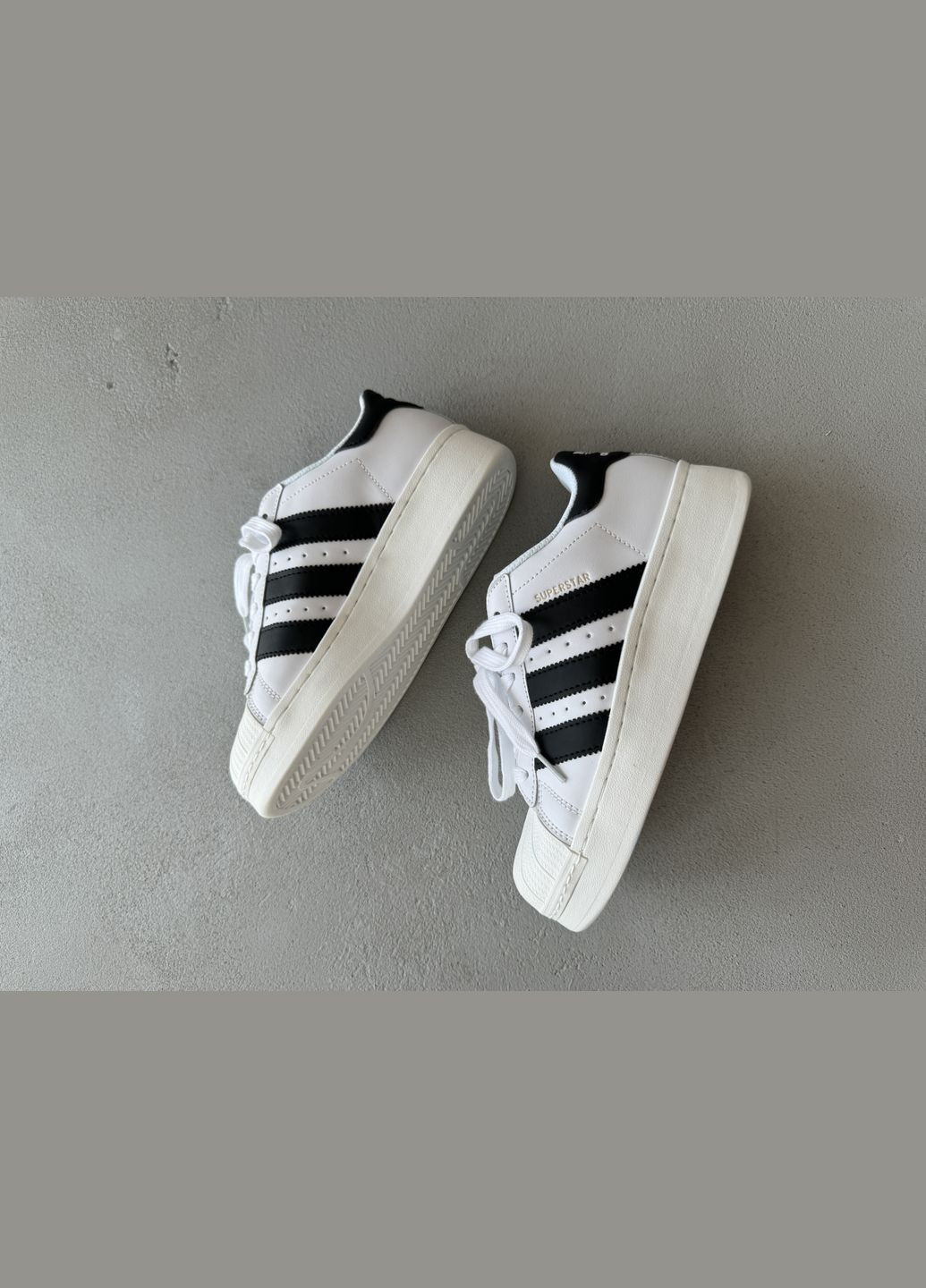 Белые демисезонные кроссовки мужские и женские adidas superstar white | адидас суперстар белые No Brand
