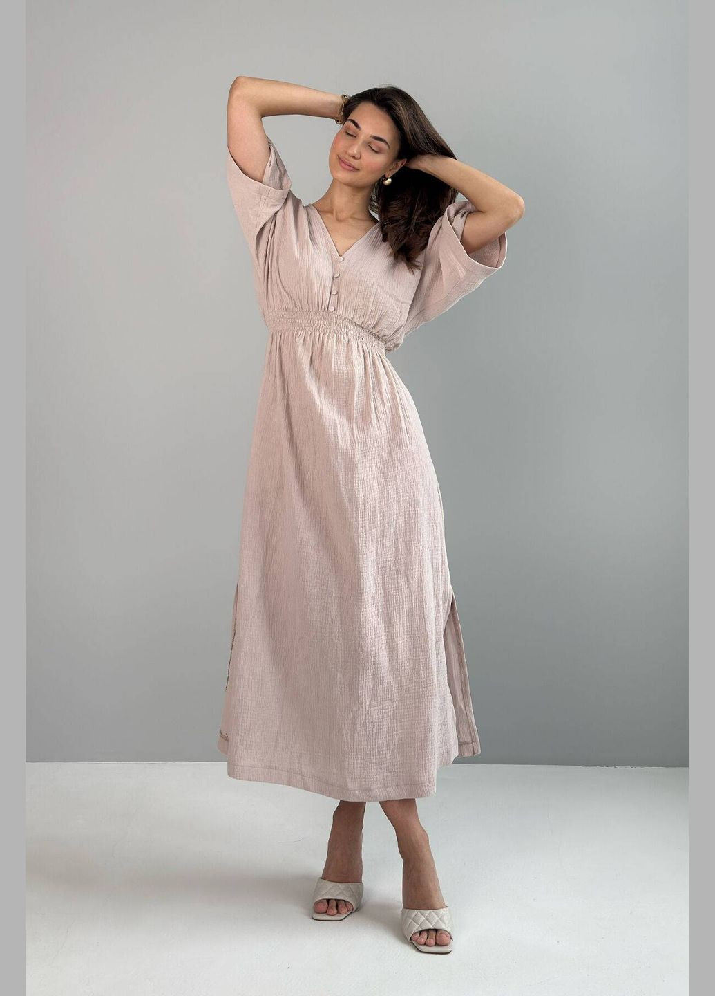 Бежева сукня Nenka