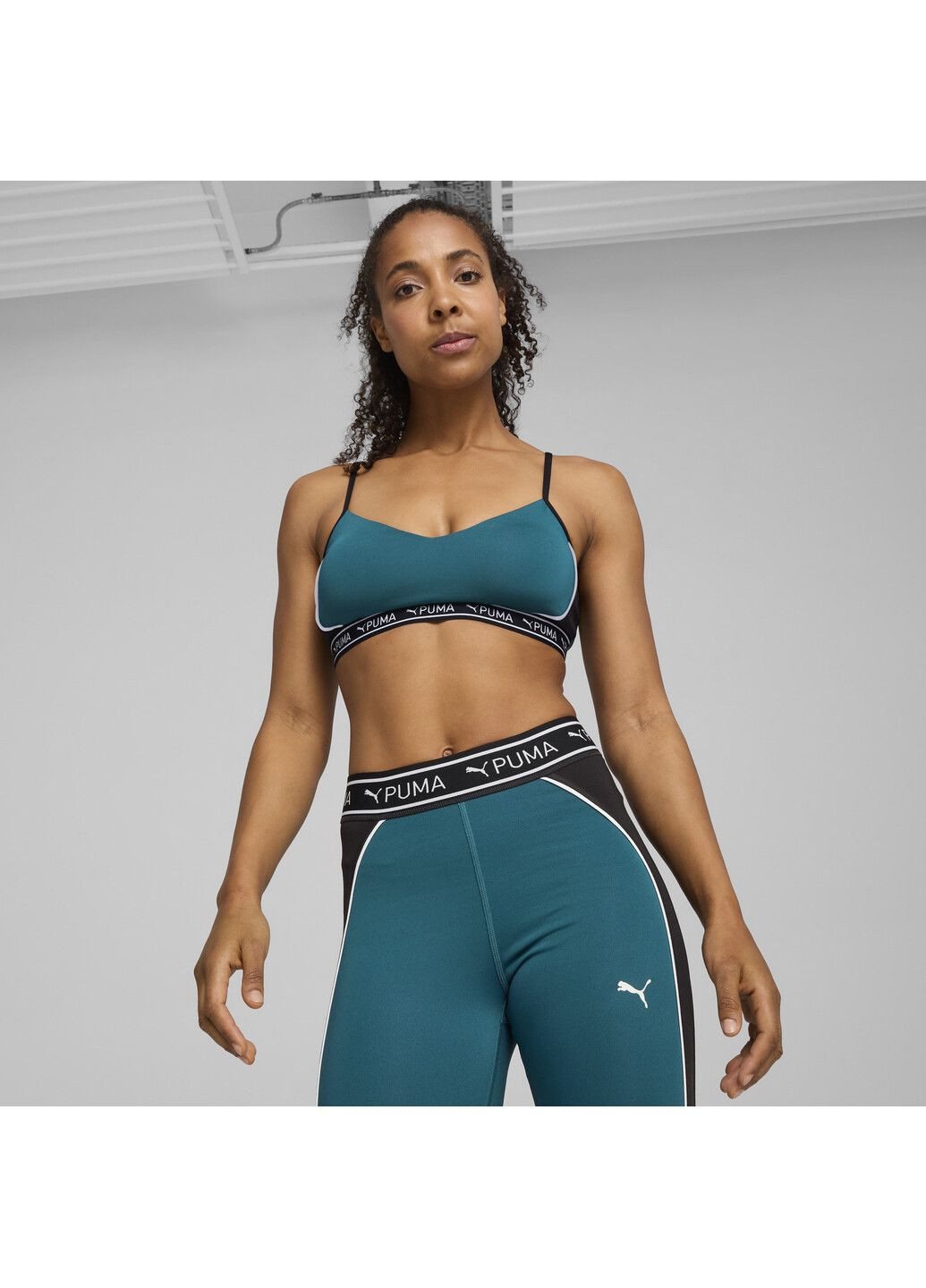 Зелёный бра move strong training bra Puma полиэстер, эластан