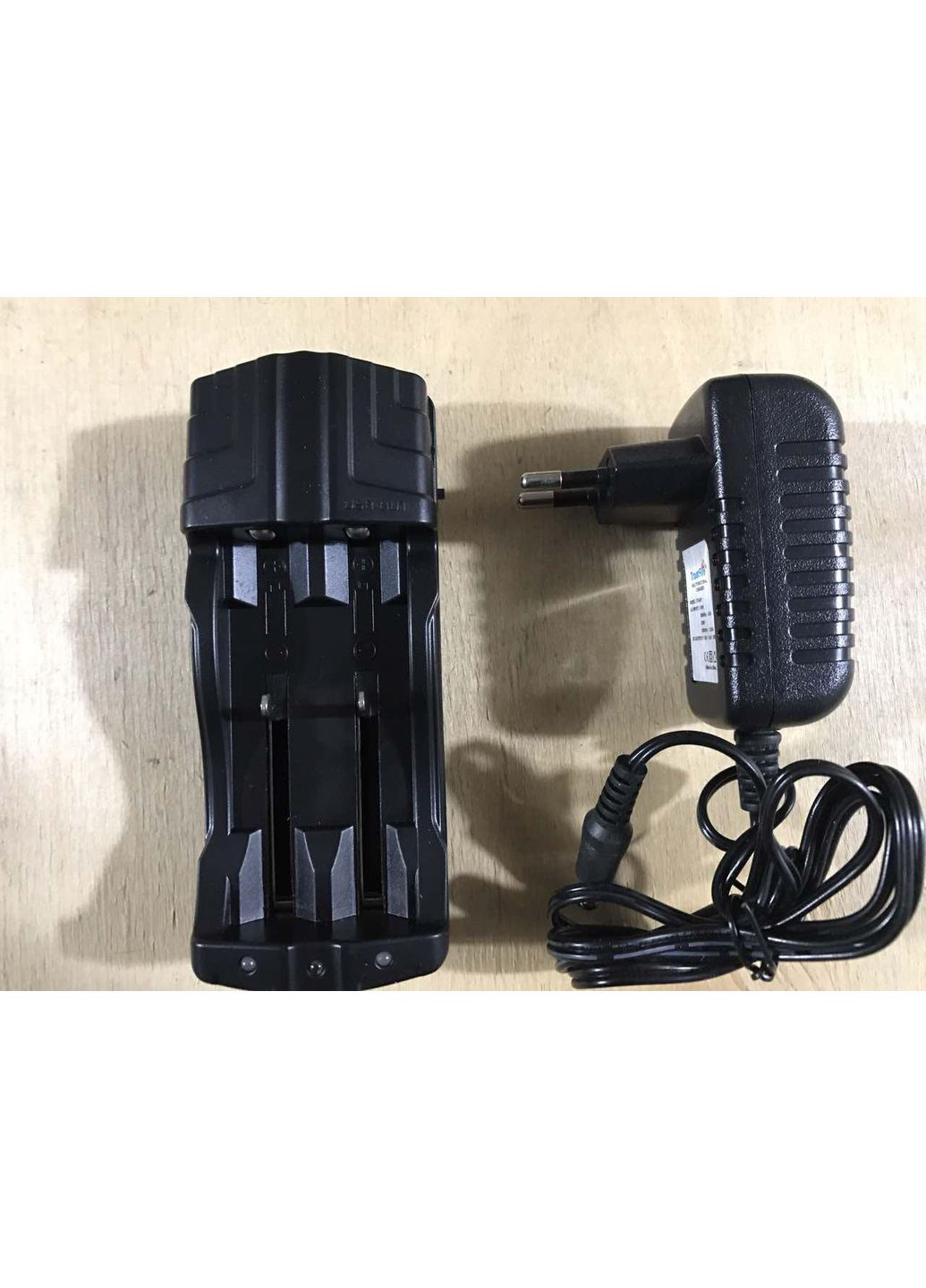 Зарядний пристрій TR-007 TrustFire (371784807)