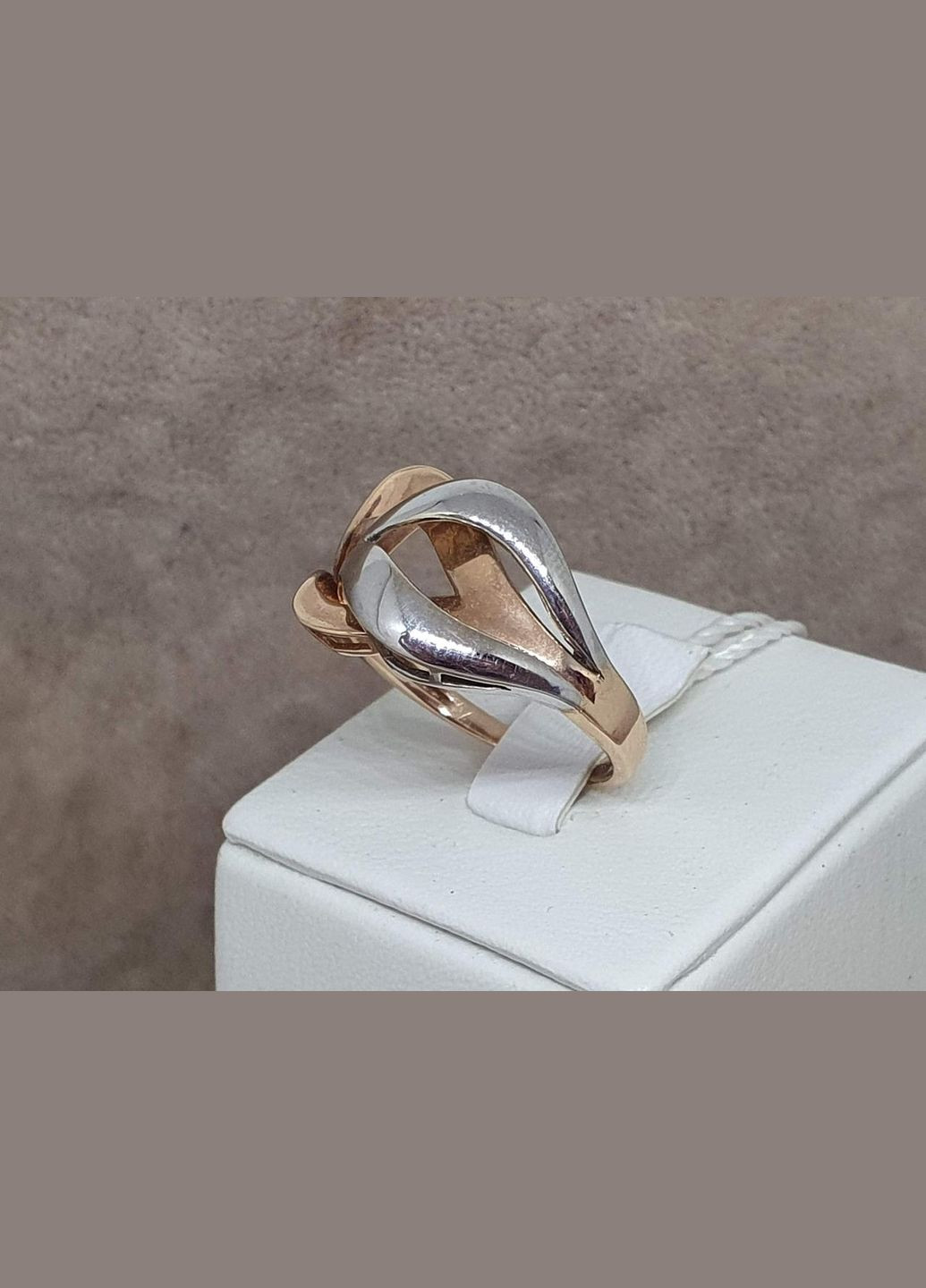 Золотое кольцо. 111242 Родинні коштовності (325822100)