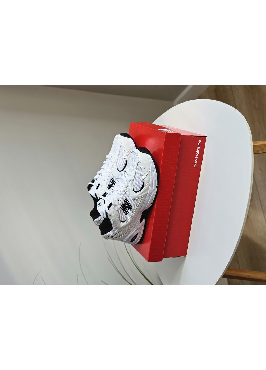 Білі Осінні кросівки чоловічі і жіночі new balance 530 white black premium | нью беланс 530 білі No Brand