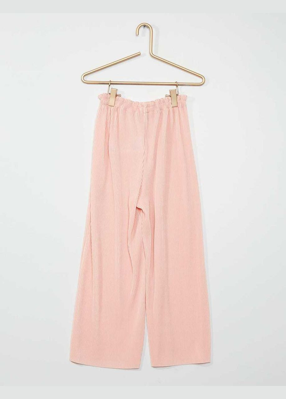 Светло-розовые брюки Kiabi