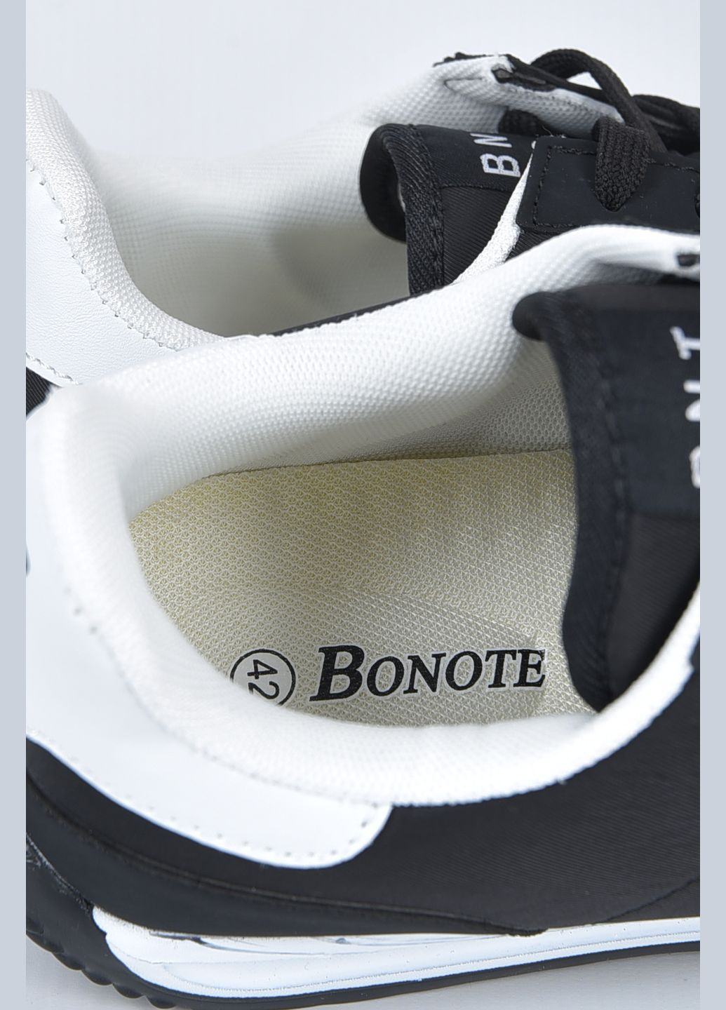 Черные демисезонные кроссовки мужские черного цвета на шнуровке Let's Shop