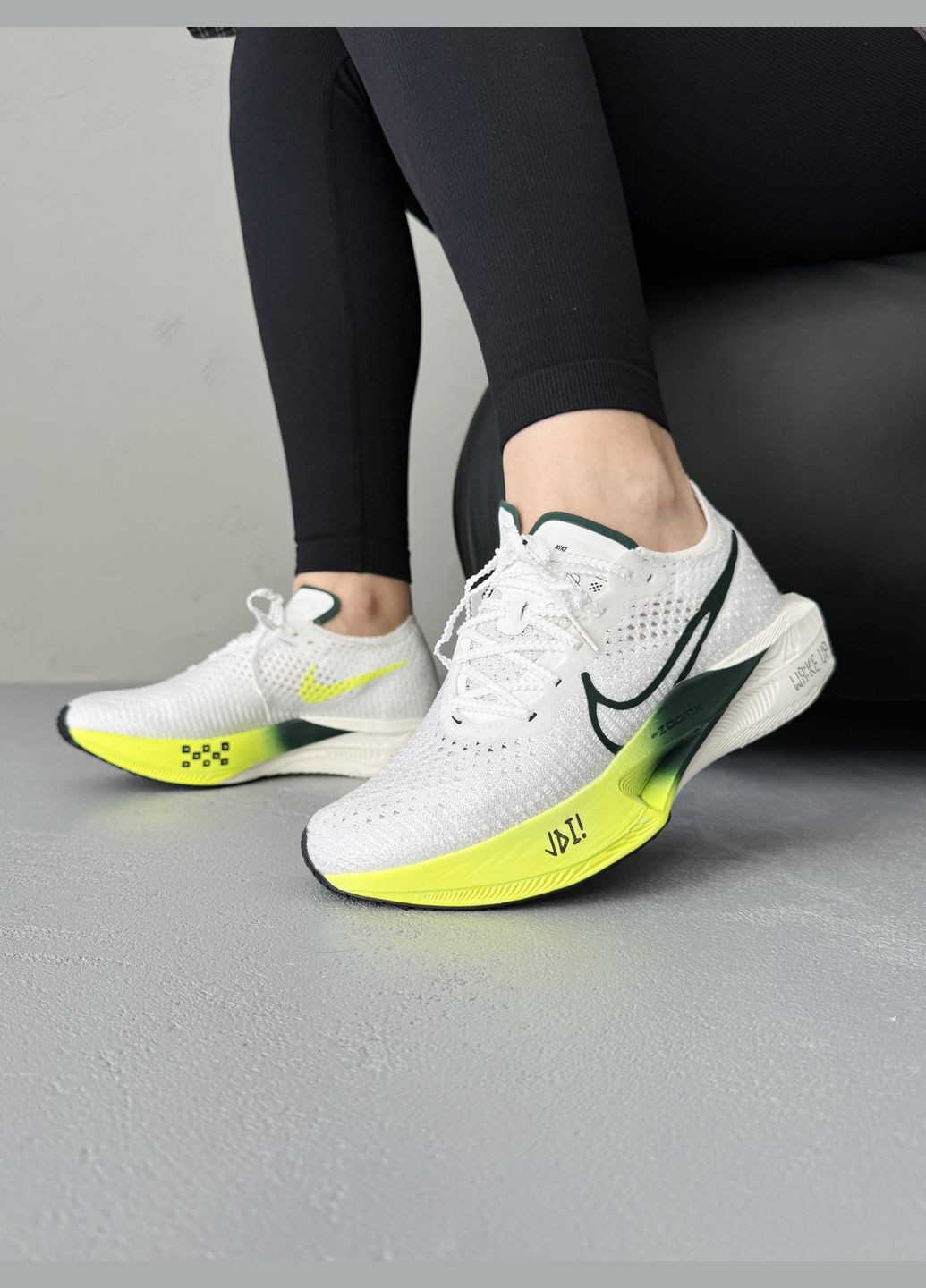 Кросівки жіночі і чоловічі Nike Air ZoomX VaporFly 3 White Green | Найк Аір Зум ВапорФлай 3 білі зелені No Brand білі демісезони (340402018)