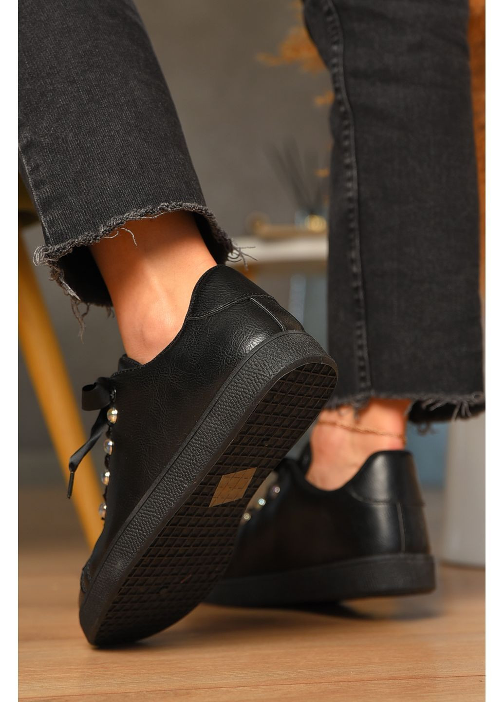 Кроссовки женские черного цвета Let's Shop чёрные лето (363130911)
