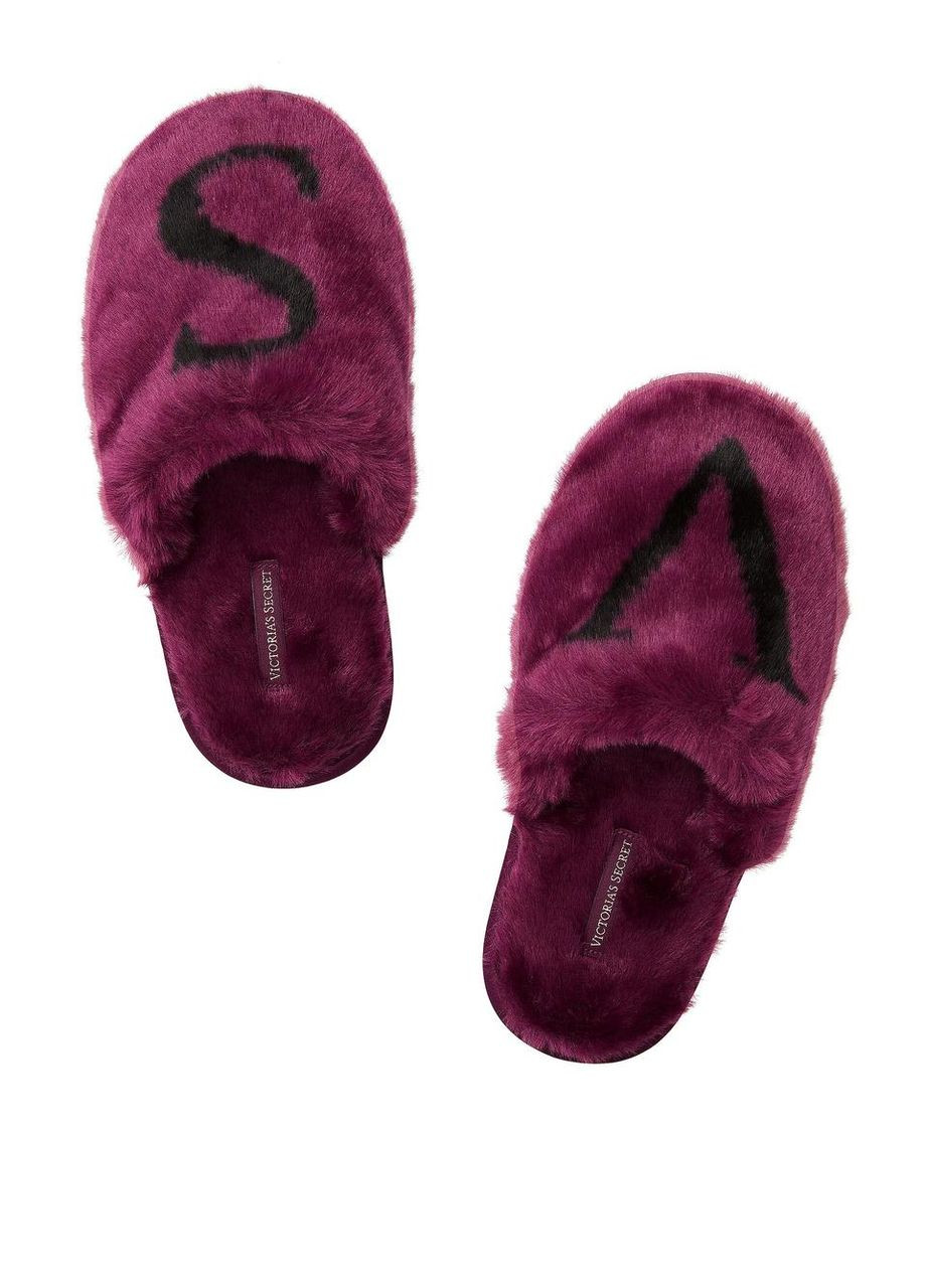 Бордовые тапочки женские с логотипом closed toe faux fur slipper 3637 бордовые Victoria's Secret
