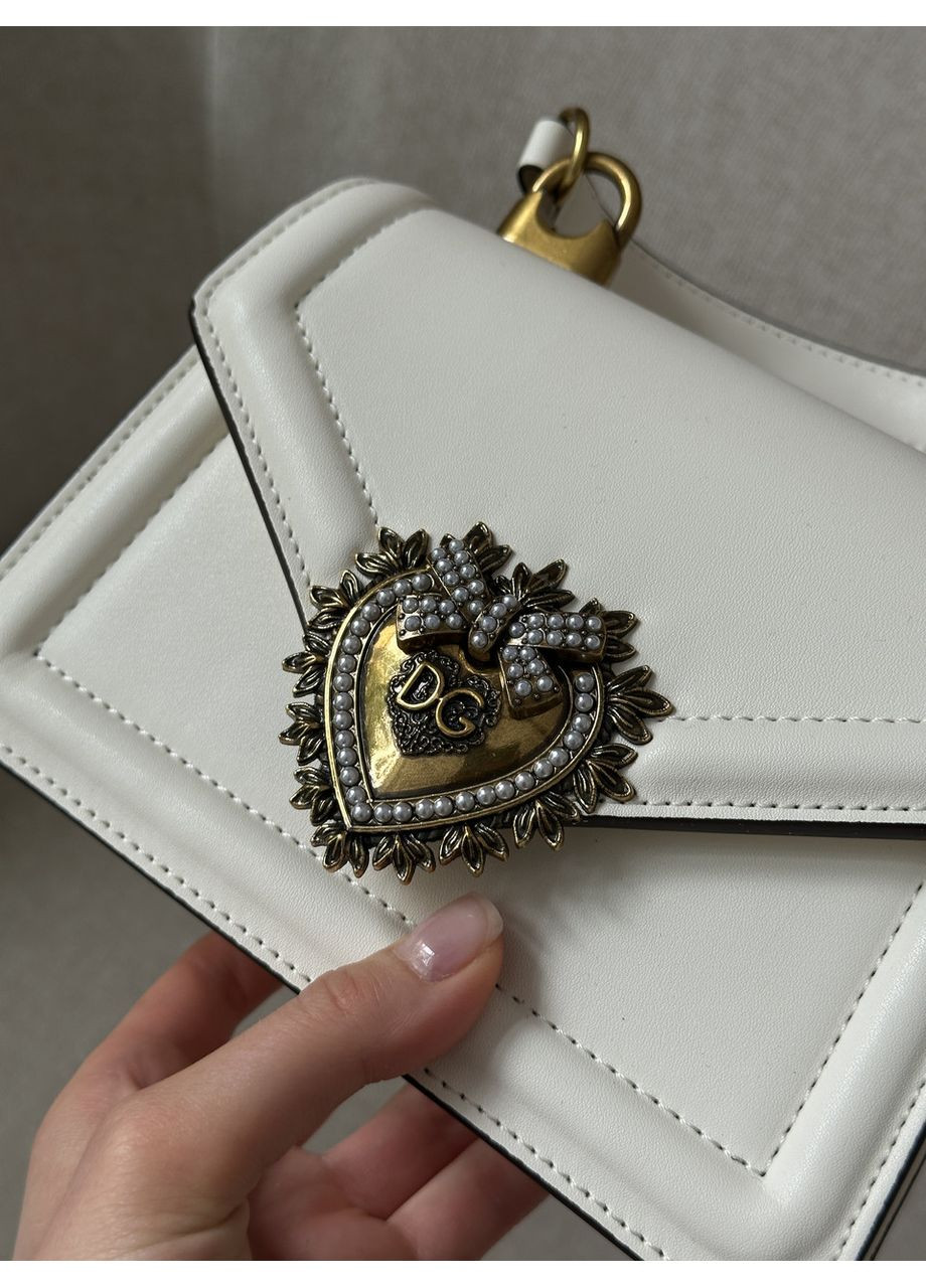 Сумка женская Small Smooth Calfskin Devotion Bag White No Brand (367609982)
