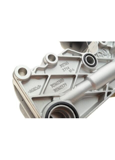 Корпус фільтра масляного (з радіатором) MB OM651 (6511800610) 30013703 UA63 No Brand (345763911)