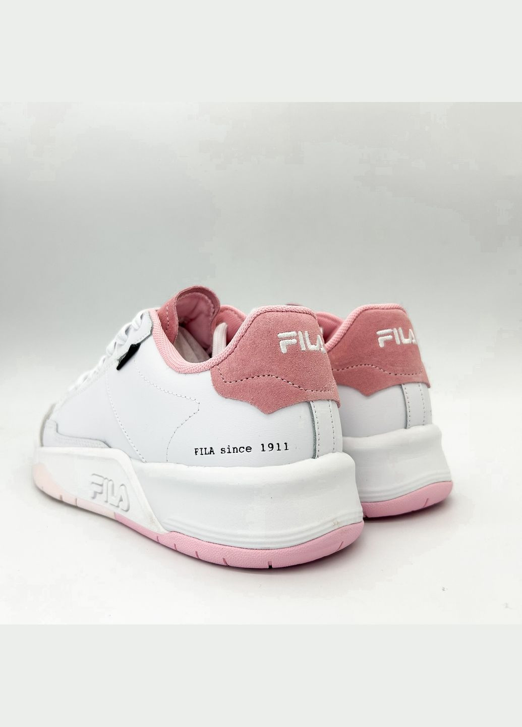 Білі кеди (р) шкіра 0-1-1-ffw-0334- Fila