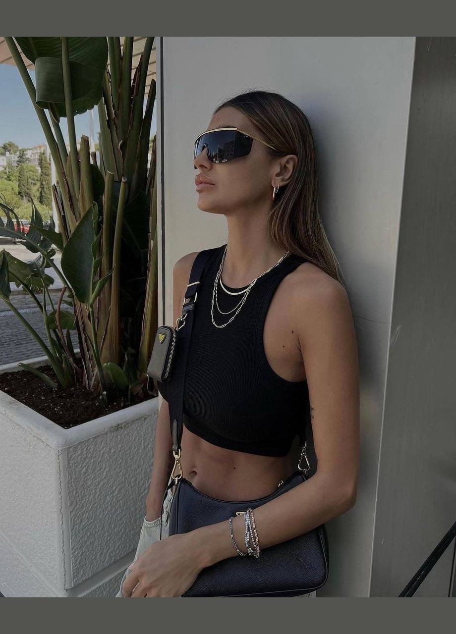 Базовый топ "американка" в универсальном размере 42-46, чёрный укороченный топ из рубчика в универсальном размере No Brand 1314 (290277854)