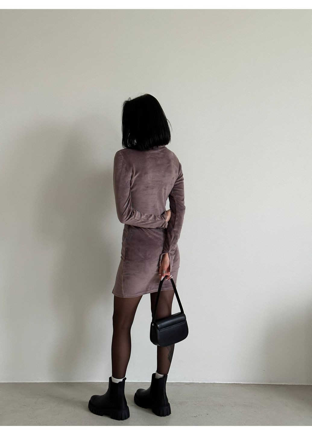 Кофейное 🖤 очаровательное велюровое мини-платье No Brand