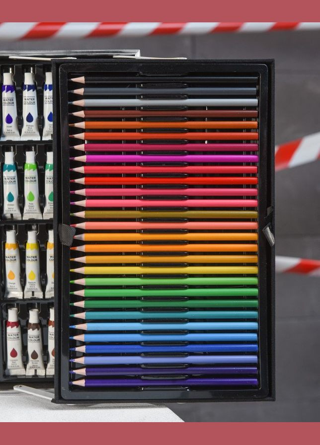 Детский набор для рисования 145 предметов в чемоданчике No Brand (314745176)