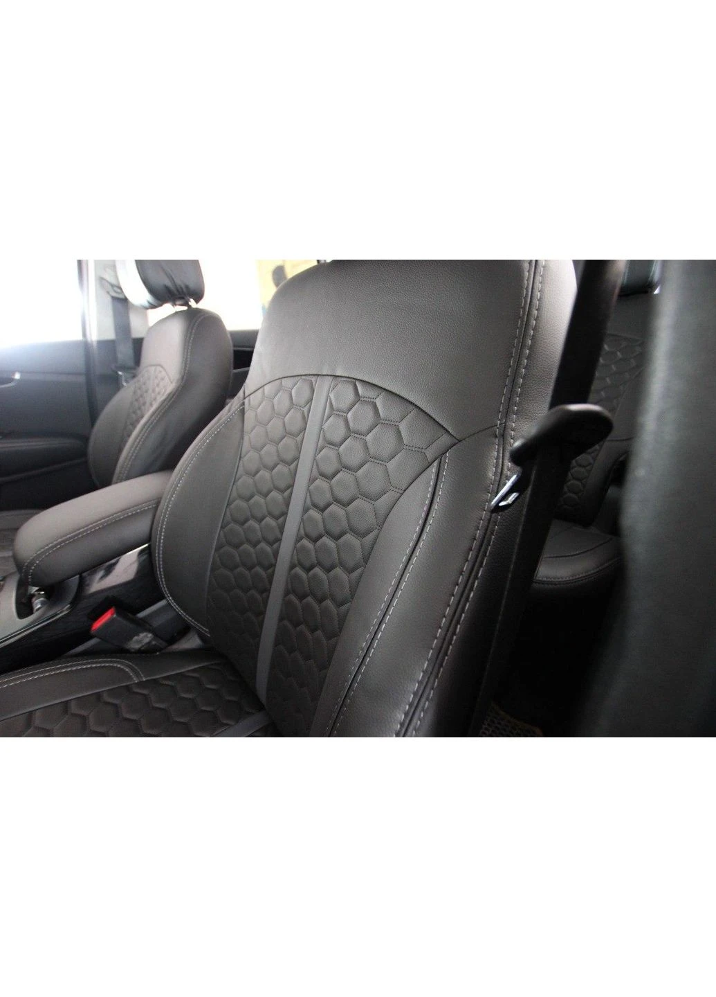Авточохли Mercedes E-Class 2003-2009 Роздільний диван (Екошкіра) Чохли в салон EMC ELEGANT W211 (398179520)