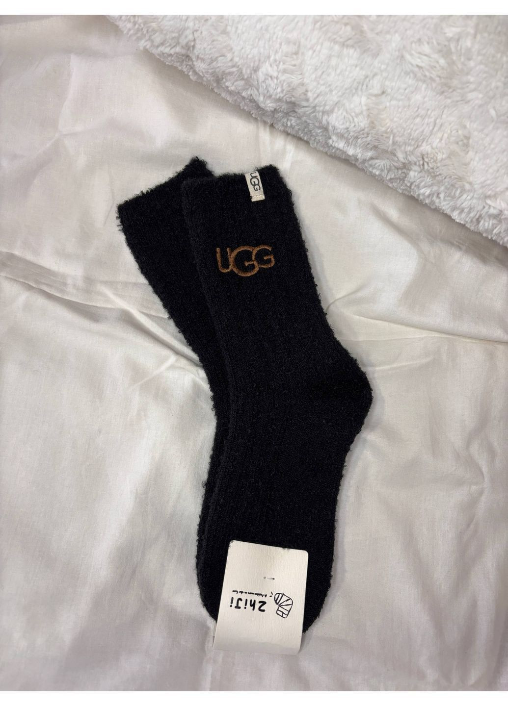 Чёрные теплые плюшевые носки женские/мужские черного цвета UGG логотипы (367622286)