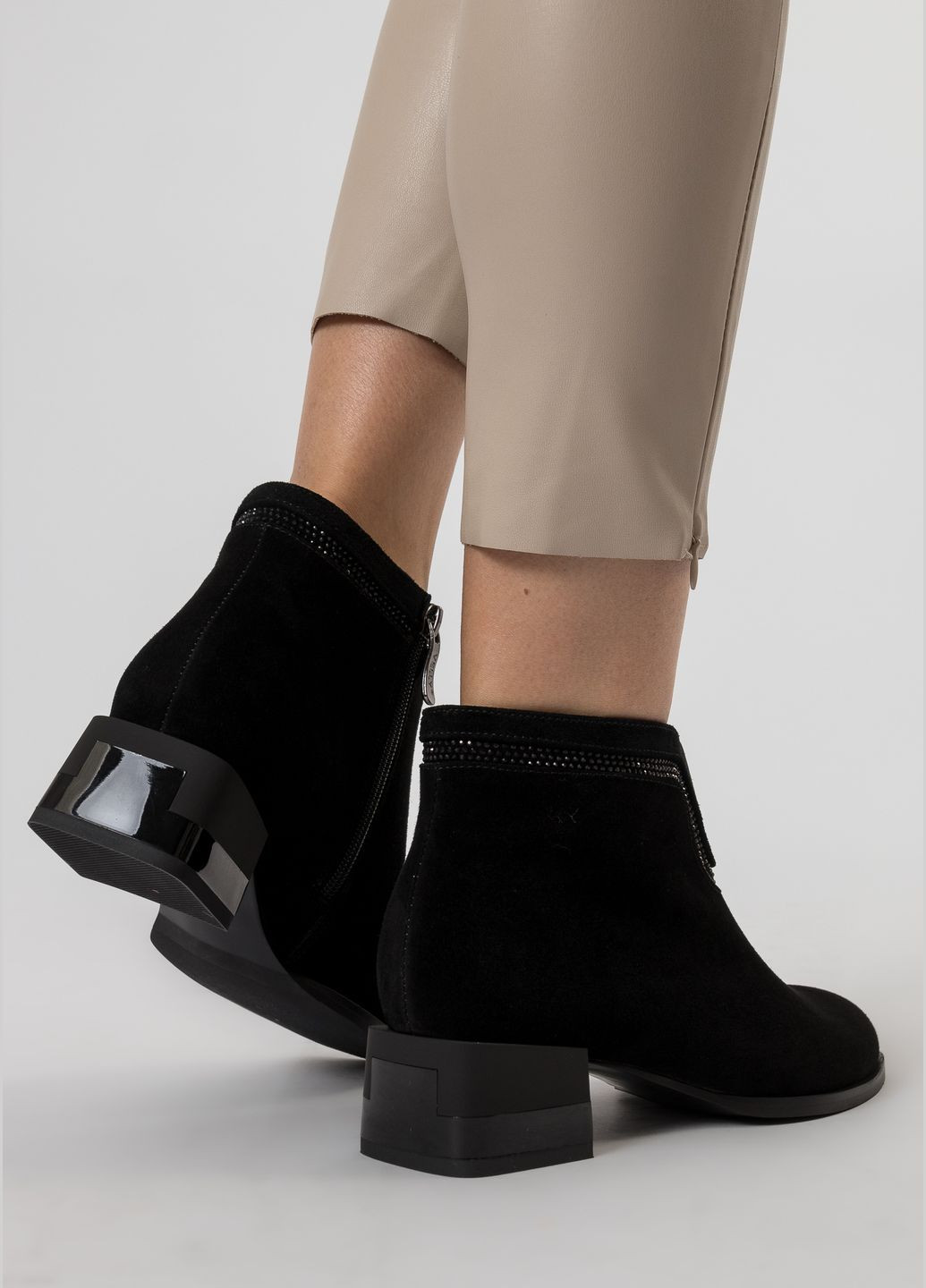 Чорні ботильйони (1700б) Velly