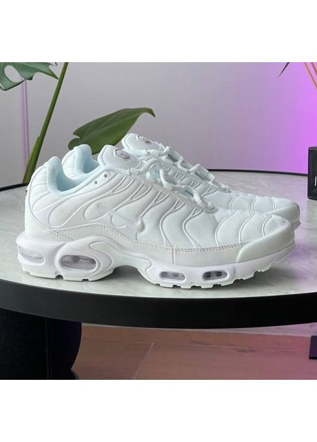 Кросівки жіночі і чоловічі Nike Air Max TN Plus white | Найк Аір Макс ТН Плюс білі No Brand білі демісезони (362476505)