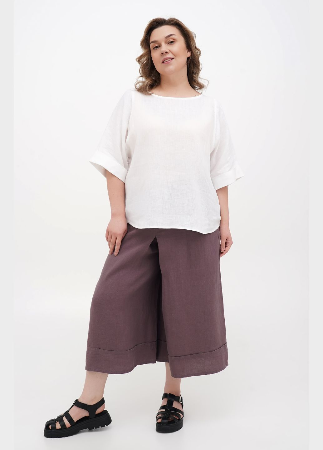 Белая женская свободная оверсайз блуза футболка бохо из тонкого льна хильда, большие размеры. красный, р.56, код 9439/56/1179 ГАЛЕРЕЯ ЛЬОНУ