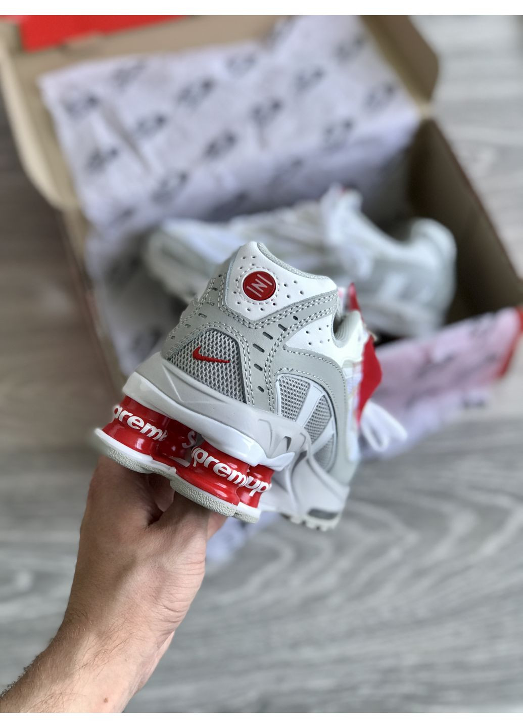 Кросівки жіночі і чоловічі Nike Shox Ride 2 SP x Supreme white | Найк Шокс Райд 2 СП білі No Brand білі демісезони (363296041)