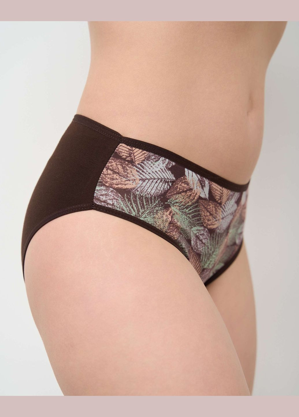 Набір жіночих трусиків тижневок батал - 7 шт Nicoletta (303627988)