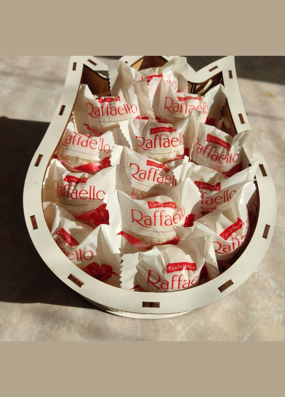 Подарочный бокс из конфет Raffaello для девушки (ar45) No Brand (315888858)