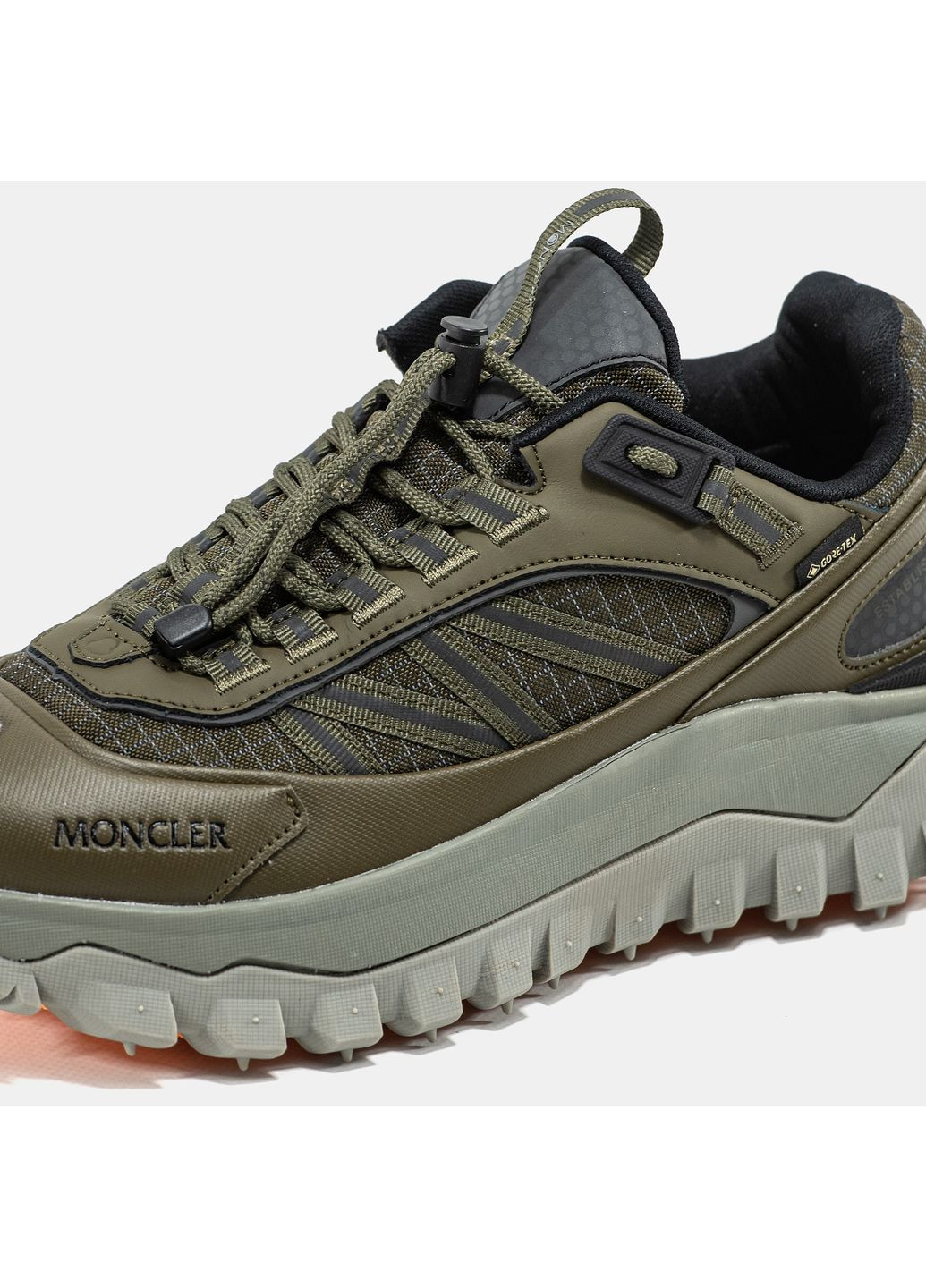 Оливковые (хаки) демисезонные кроссовки мужские moncler trailgrip gore-tex khaki | монкле треилгрип хаки No Brand