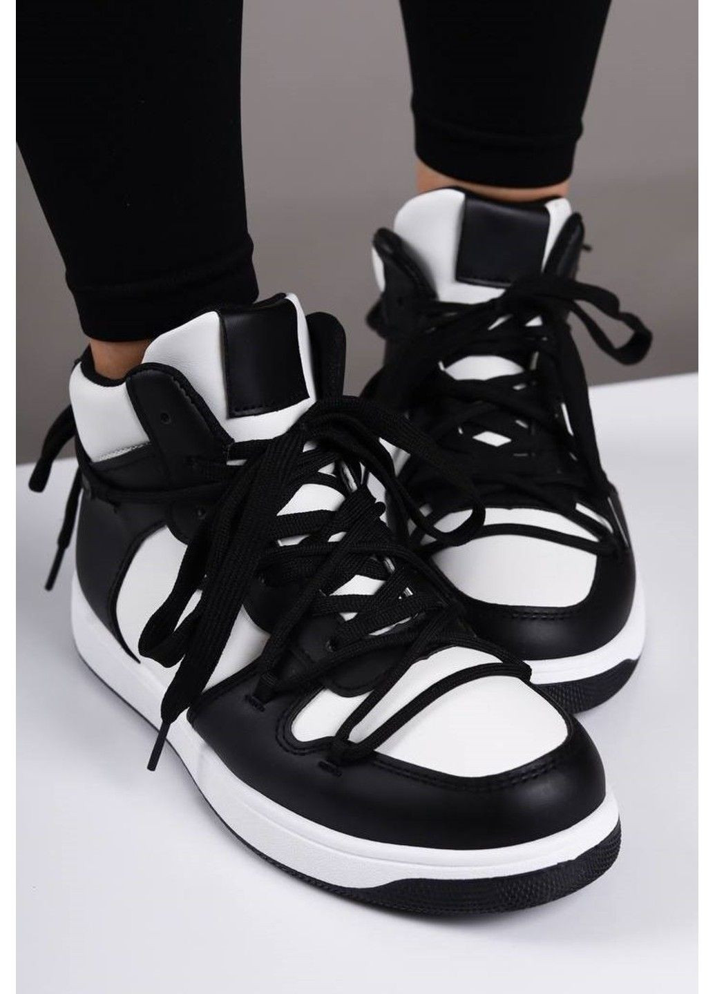 Кросівки жіночі чорні Hongquan чорні (307159385)