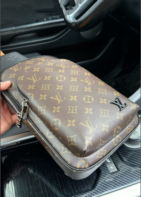 Мужская нагрудная сумка Louis Vuitton коричневая No Brand (306816210)
