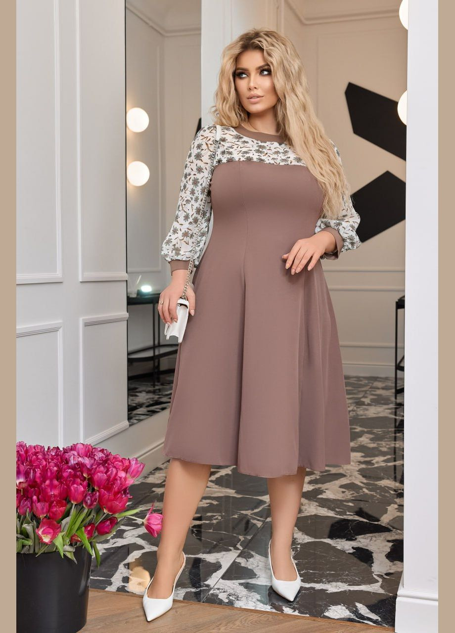 Бежева женское комбинированное платье цвет капучино р.48/50 451104 New Trend