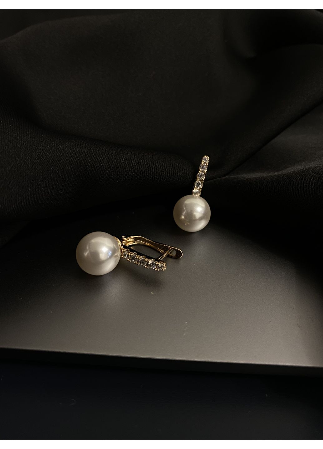 Сережки Перлинка з камінчиками англійський замок золотого кольору 36113 Fashion (370370470)