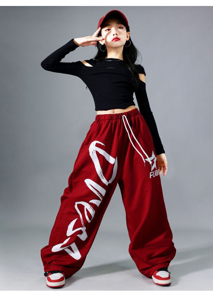 Красные брюки China