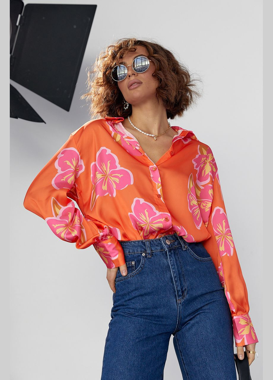 Оранжевая демисезонная шелковая блуза на гудзиках с цветочным узором. Lurex