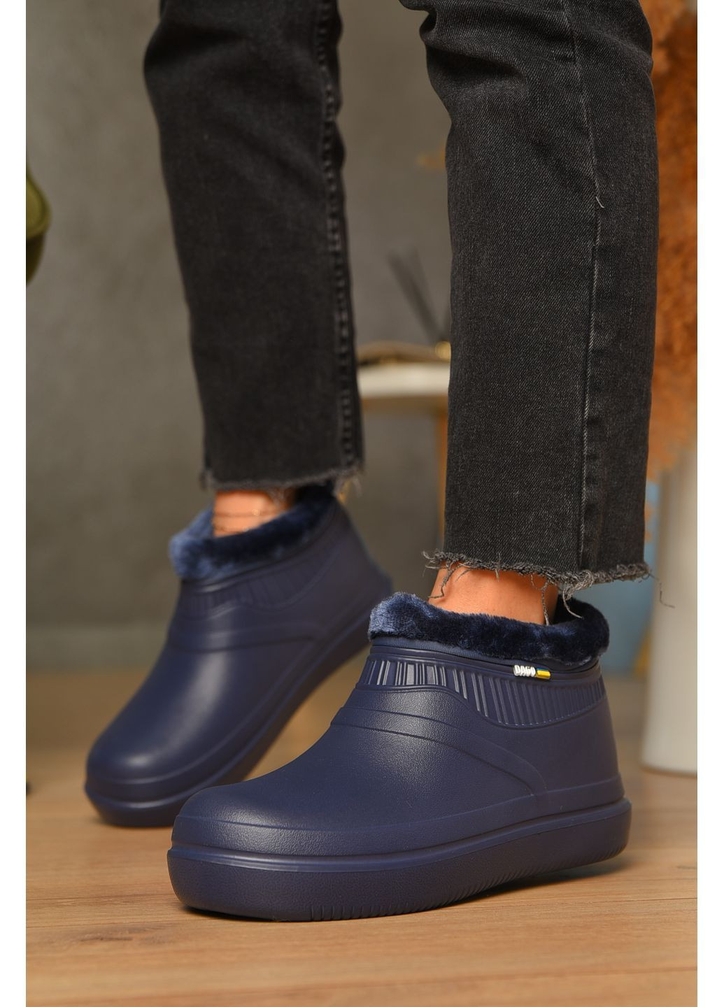 Калоші жіночі на хутрі синього кольору Let's Shop (362460803)