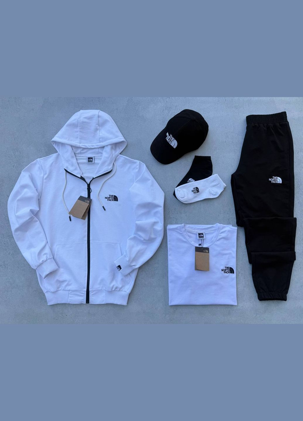 Набор: кофта-брюки-футболка белая-кепка-2пары носки No Brand (347593083)