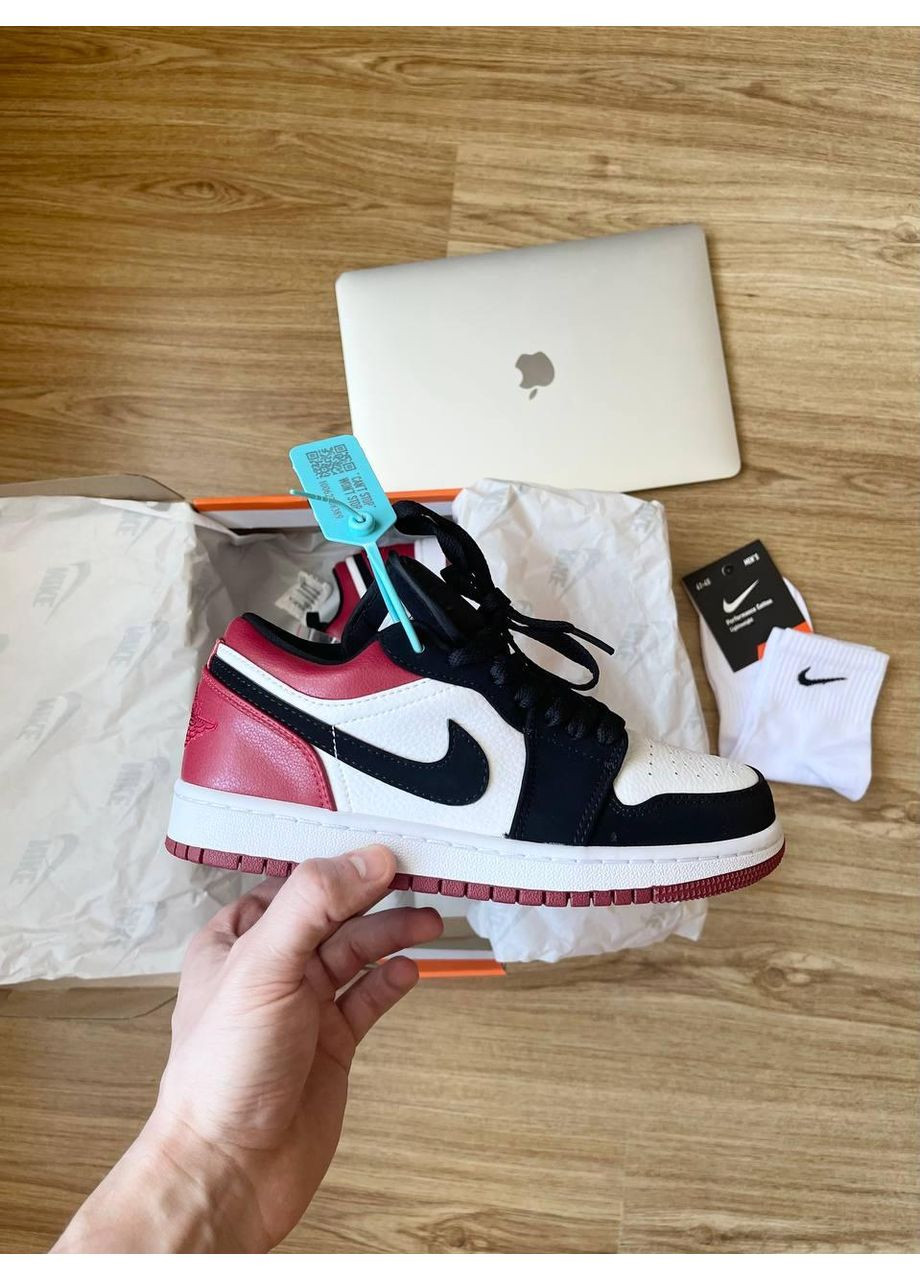 Чорні Осінні кросівки чоловічі nike air jordan retro 1 low white black red найк аір джордан No Brand