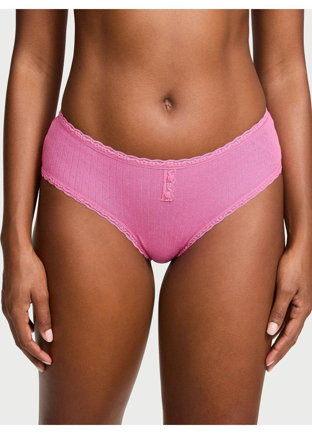 Трусики-чіки жіночі бавовняі Cotton Pointelleace-Trim Cheeky Panty рожеві Victoria's Secret (331142903)