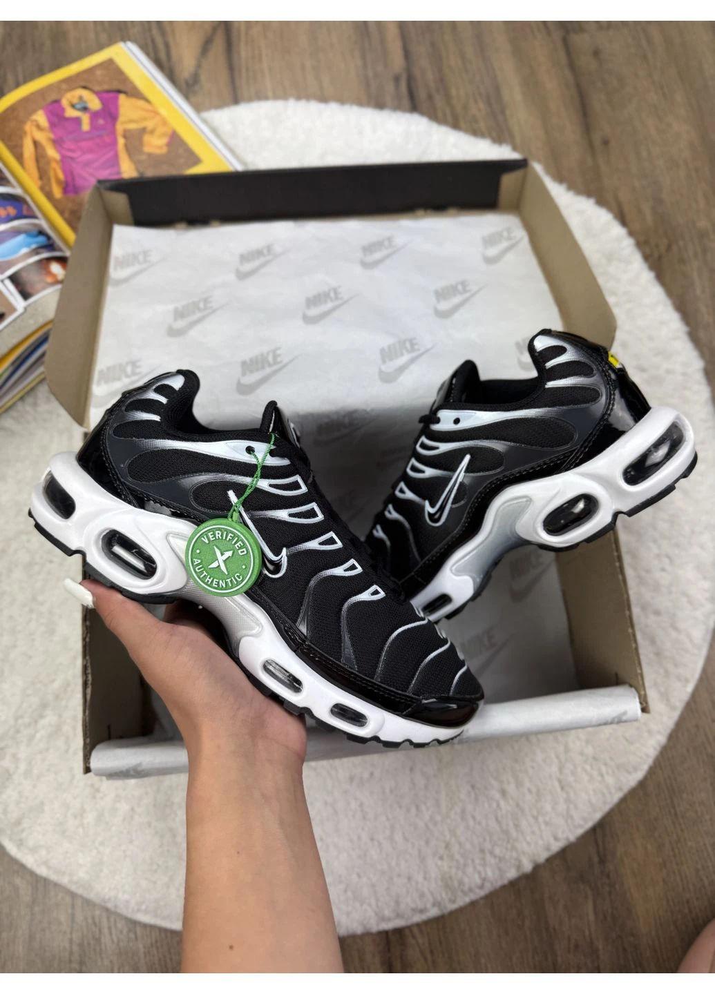 Белые летние кроссовки nike air max tn plus black white найк аир макс тн плюс No Brand