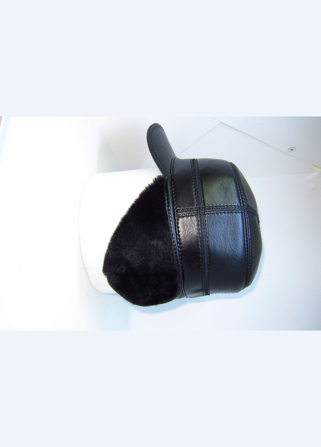 Мужская зимняя шапка из натуральной кожи чёрная на натуральном мехе DAVANI 00511 No Brand кепка немка (315890492)