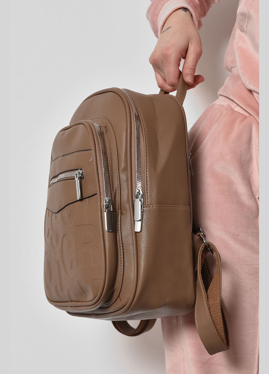 Рюкзак жіночий коричневого кольору Let's Shop (278761188)