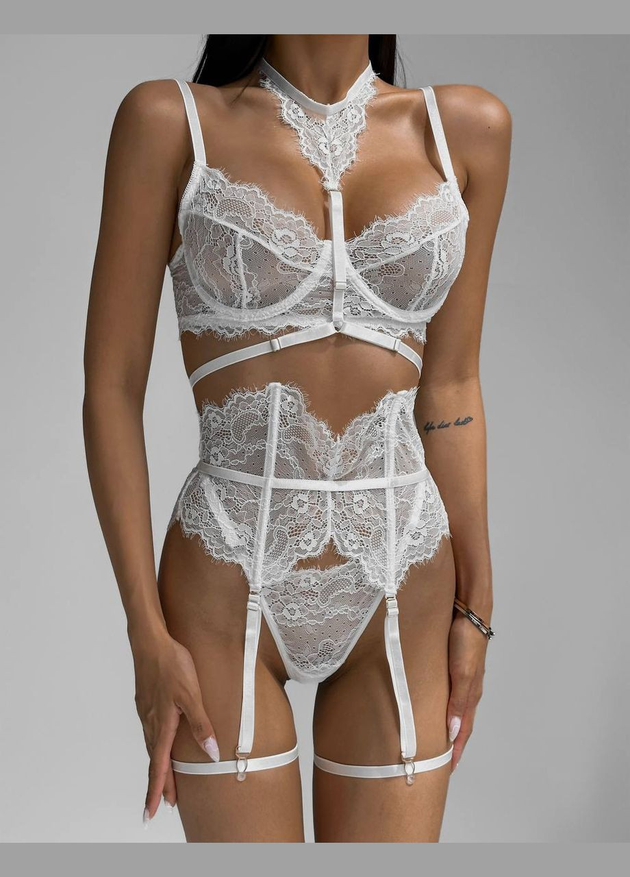 Білий комплект нижньої білизни з поясом та гартерами Simply sexy