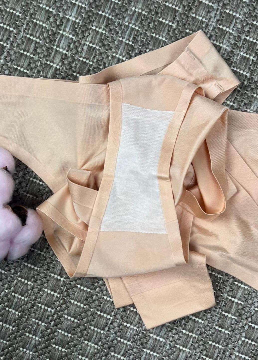 Однотонные бесшовные трусики бразилианы набор 3 шт FitFiesta (370757576)