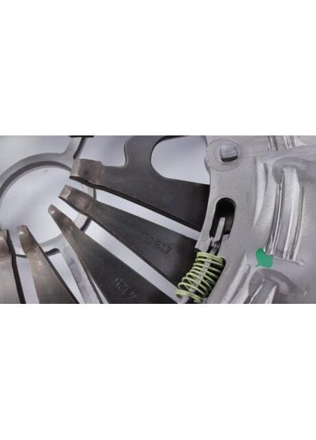 Зчеплення MERCEDES SPRINTER 218-318-319-419-519CDI 06- (вир-во ) 626 3026 19 LuK (366134496)