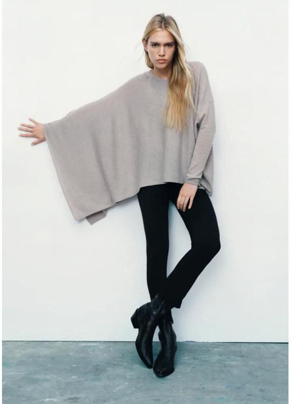 Сірий вовняний светр асиметричного крою Zara