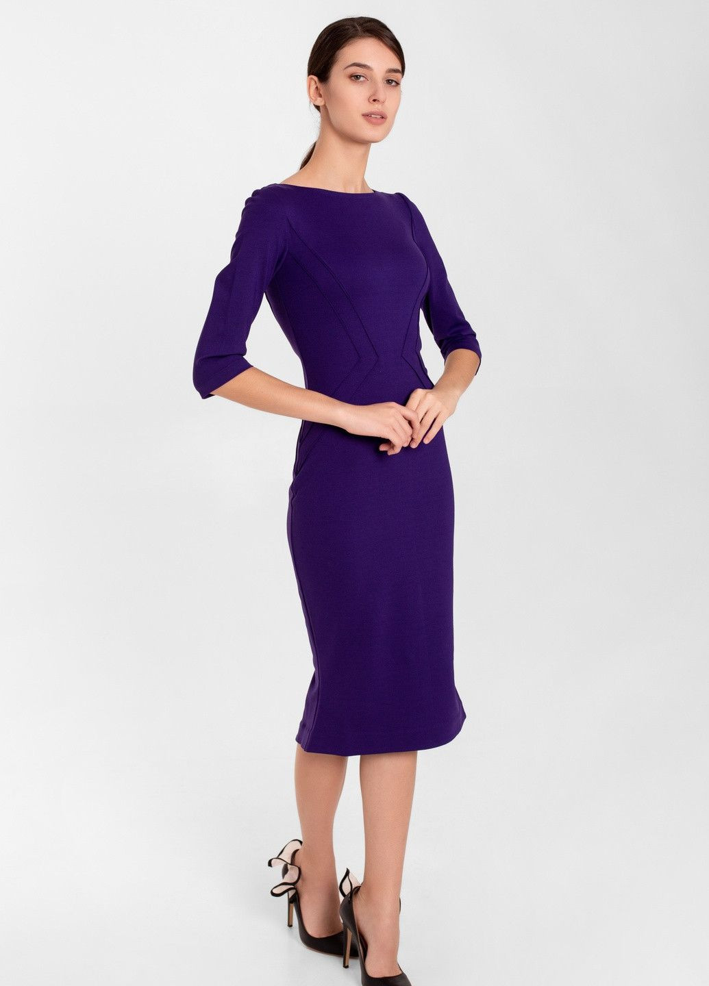 Фіолетова ділова фіолетова ділова сукня футляр Nai Lu-na by Anastasiia Ivanova однотонна