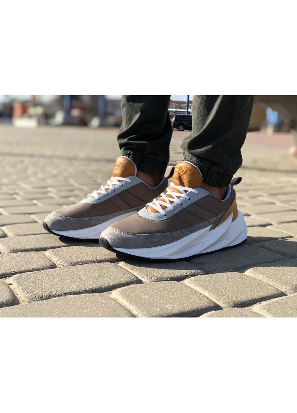 Білі Осінні кросівки чоловічі adidas shark brown white адідас шарк No Brand