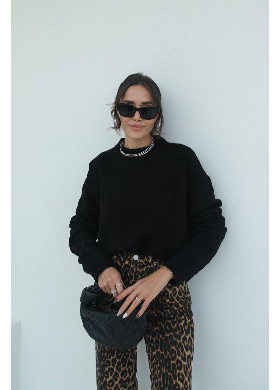Чорний демісезонний светр жіночий в'язаний теплий Adelante