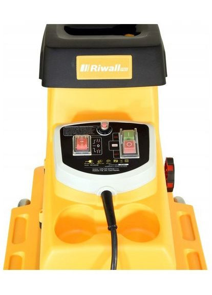 Подрібнювач гілок фрезерний RES 3044B (Чехія) 3000W Riwall (340073053)