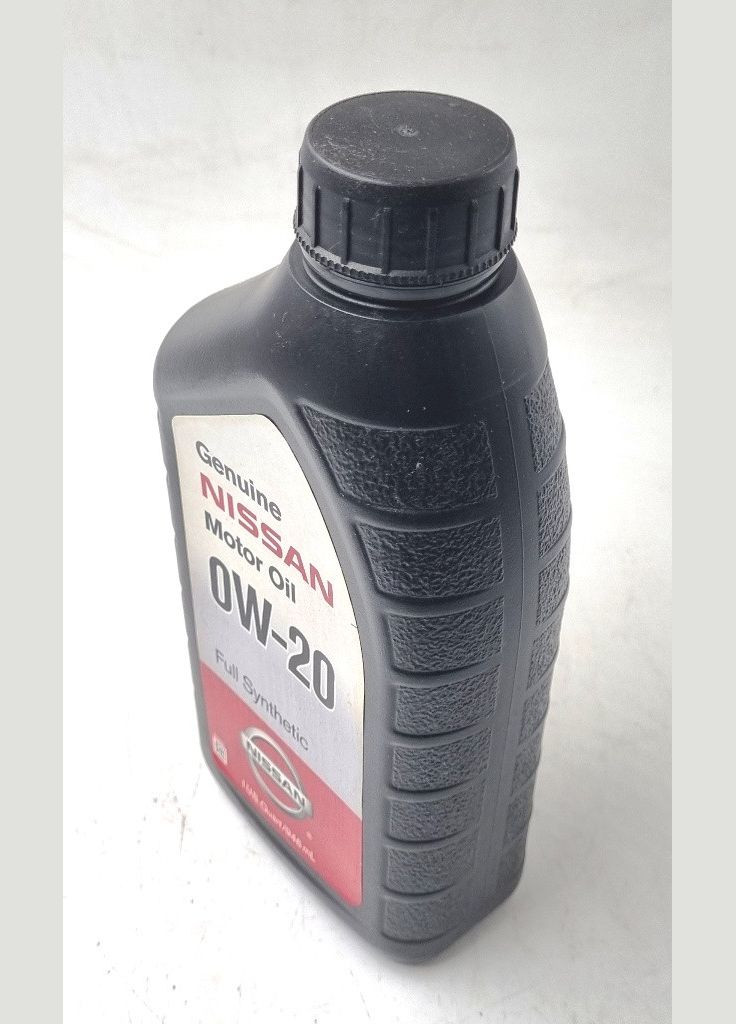 Оригінальне синтетичне моторне мастило 0W-20 999PK000W20N 0.946 л. Nissan (345736624)
